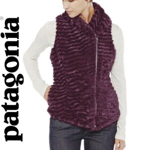 Patagonia Women's Pelage Faux Fur Asymmetrical Zip Vest Purple Plum Small EUC